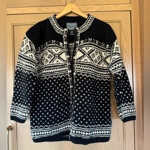 Vintage Motif Hand Knit Wool Nepal Zip Front Cardigan / Sweater / Jacket / small